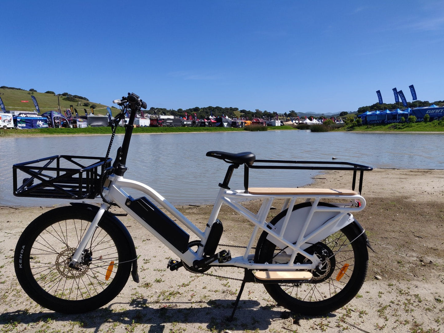 MAX-CARGO E-Bike by Eunorau - 24" City Tire Model MAX-CARGO E-Bike