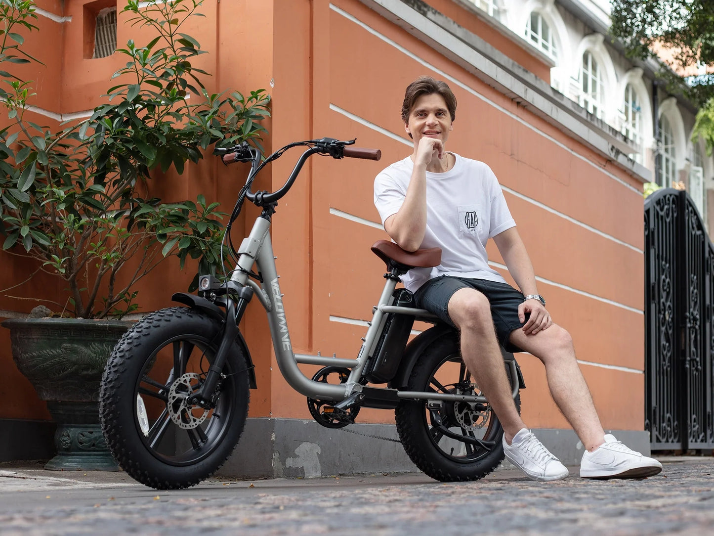 Prado S Commuter E-Bike by Velowave -  ADVANCE SALE - 48V 15AH BATTERY  750W MOTOR POWER  25 MPH TOP SPEED  330 lbs PAYLOAD CAPACITY